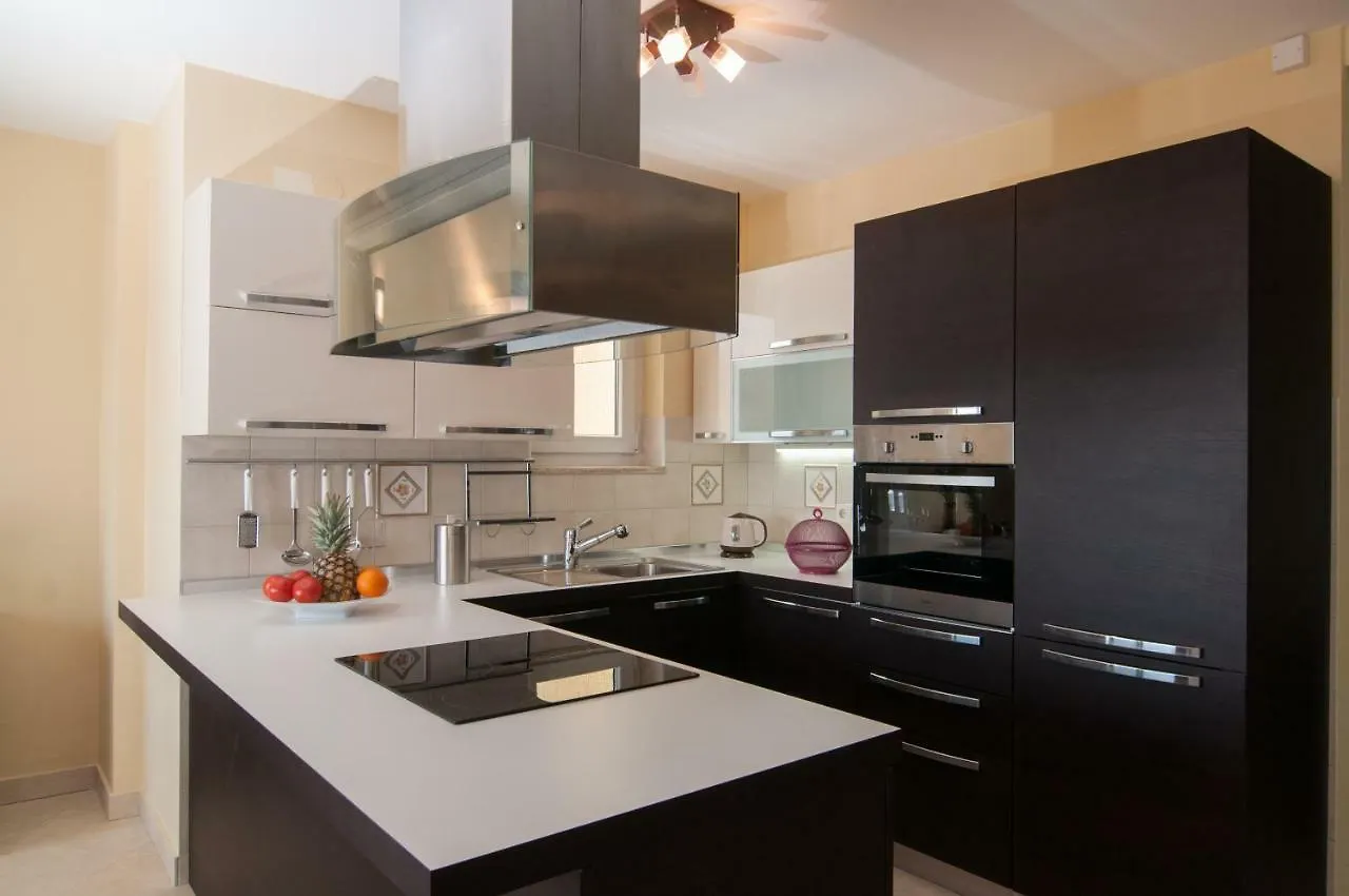 Icici Bellevue Apartment