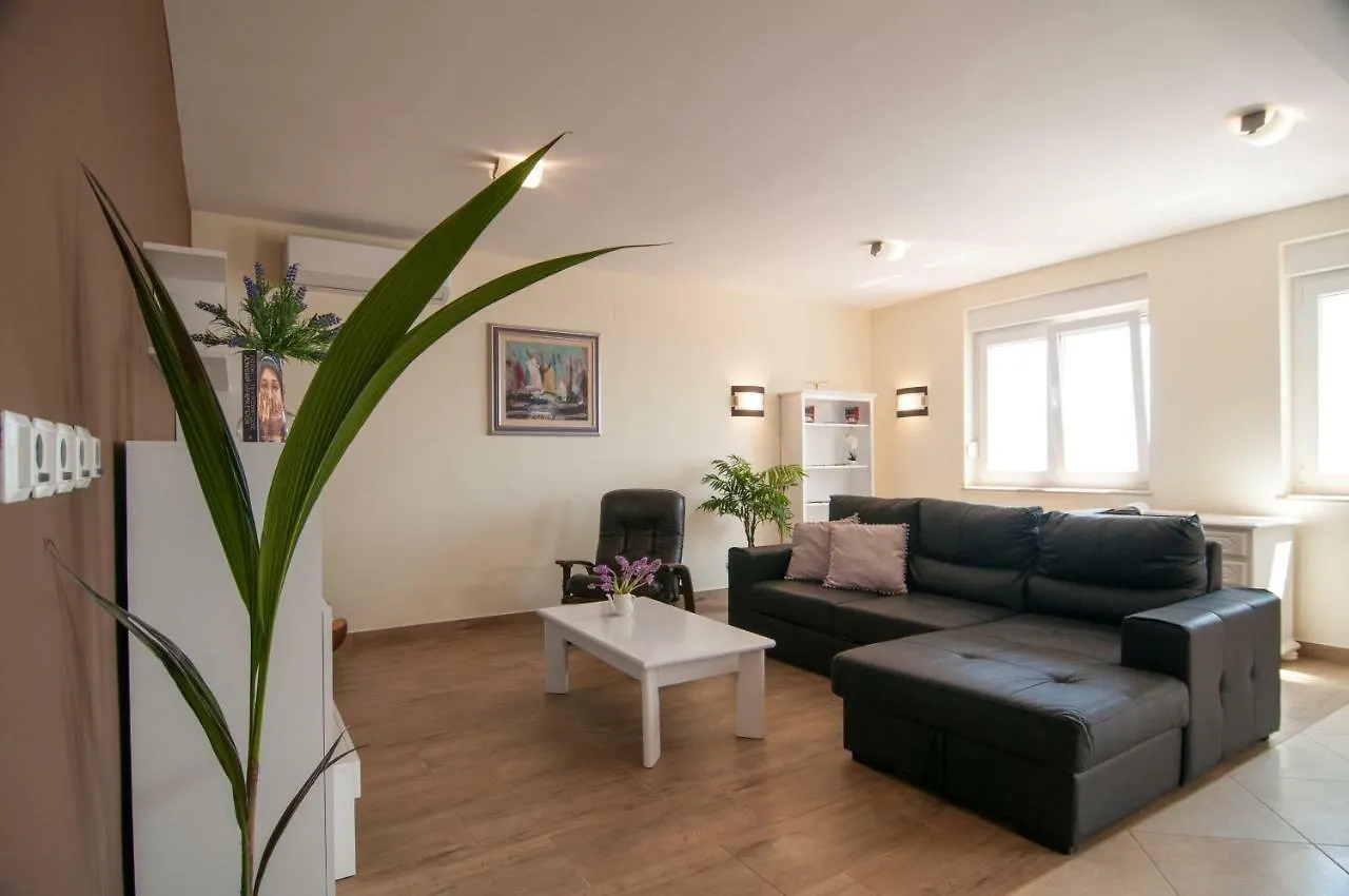 Icici Bellevue Apartment Croatia