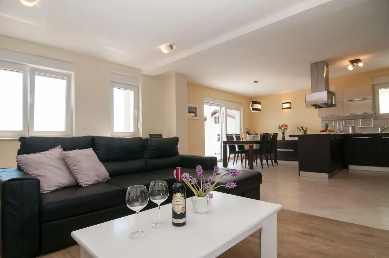 Icici Bellevue Apartment Croatia