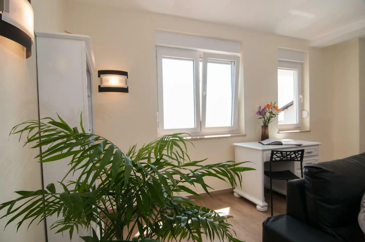 Icici Bellevue Apartment